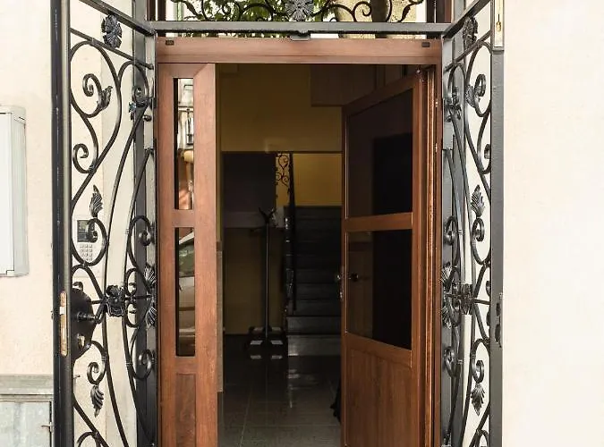 Apartment Na Cichej 5 A2